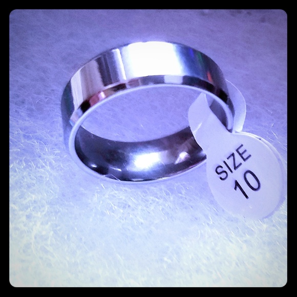 Mens Silver Band Ring Weddibg Anniversary Engagement NWT - Picture 3 of 6